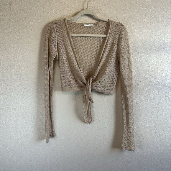 Alice + Olivia Cropped Cardigan Fergie Tie Front Small Fairy Cottagecore Boho - Picture 2 of 9
